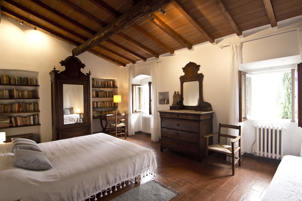 Triple Room, Non Smoking, Hill View (2) photo 2