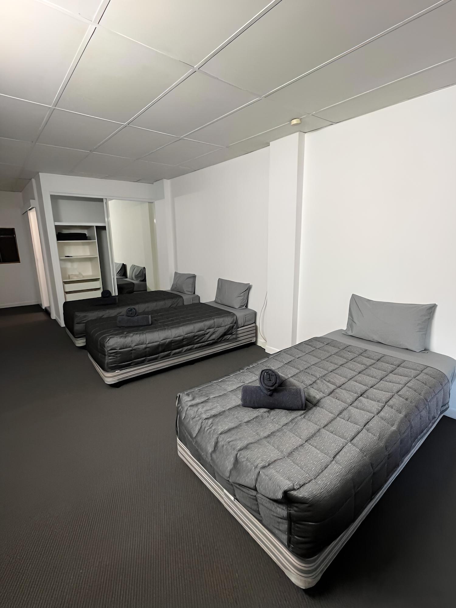 Basic Apartment photo 2
