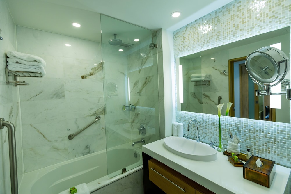 Suite, 1 Bedroom, Club Lounge Access (Club Floor) photo 3