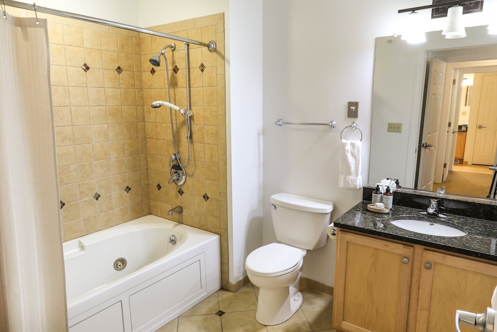 Condo, 2 Bedrooms (Liftside & Pinnacle) - Photo 9