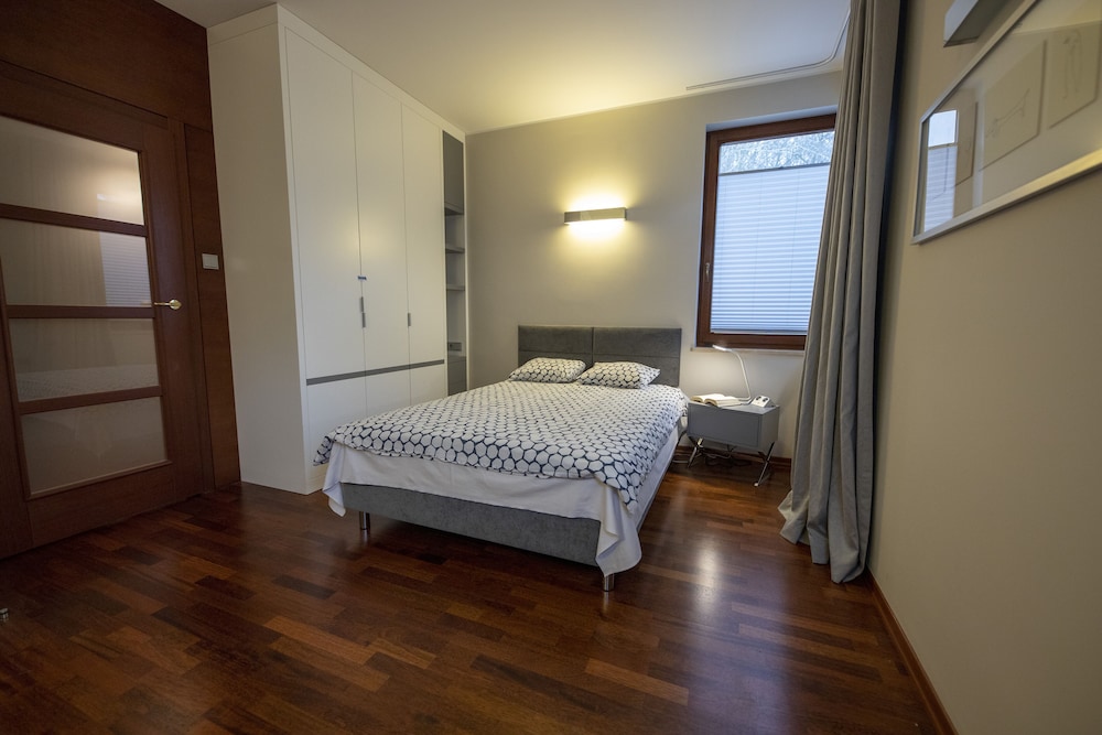 Apartment photo 3