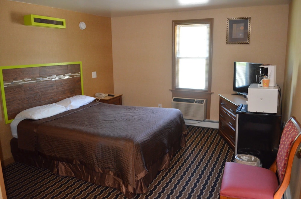 Room, 1 Queen Bed photo 1