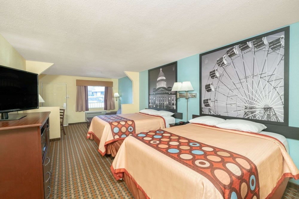 Studio, 2 Queen Beds, Smoking - Photo 1