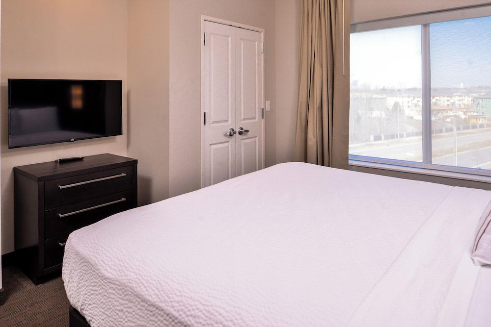 Suite, 1 Bedroom (Hearing Accessible)