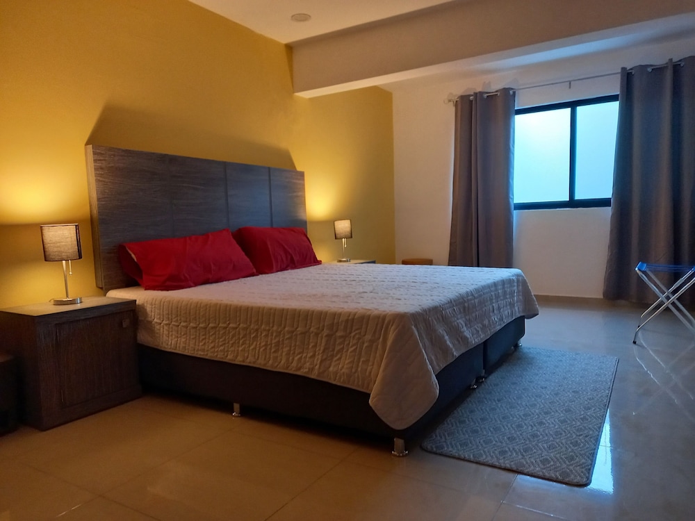 Executive Studio Suite, Kitchenette