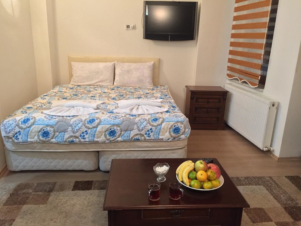 Suite, 1 Double Bed With Sofa Bed, Non Smoking, City View photo 1