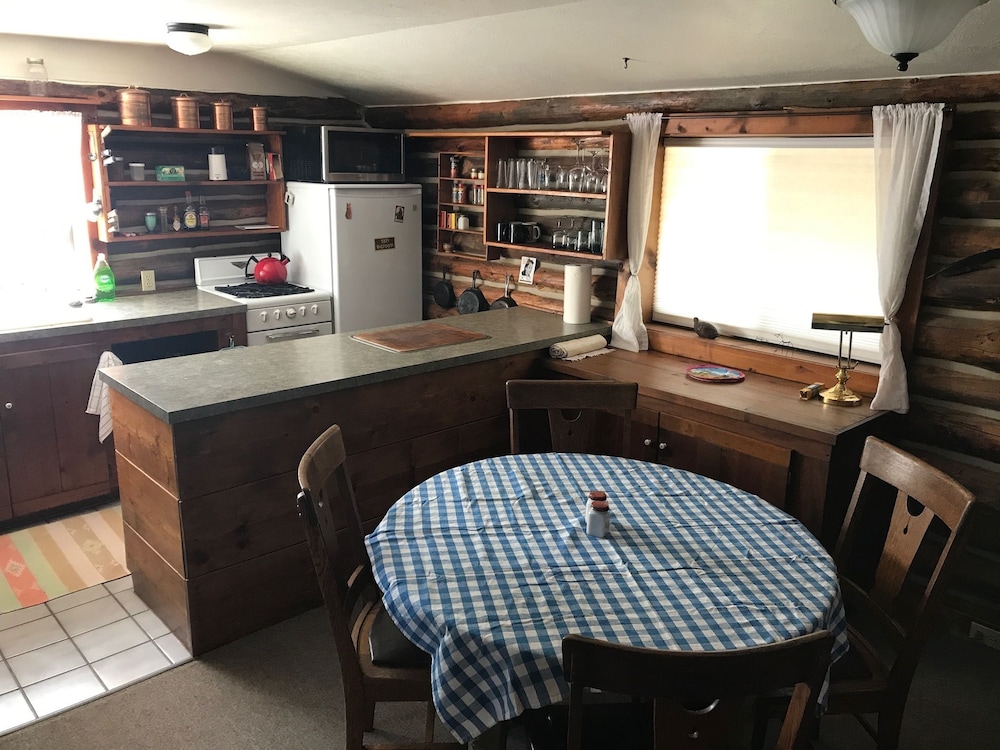 Traditional Cabin, 1 Bedroom, Kitchen, Ground Floor photo 2