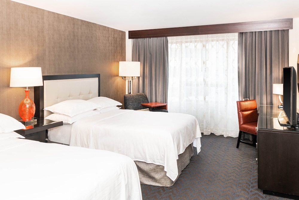 Traditional Room, 2 Double Beds, City View - Photo 2