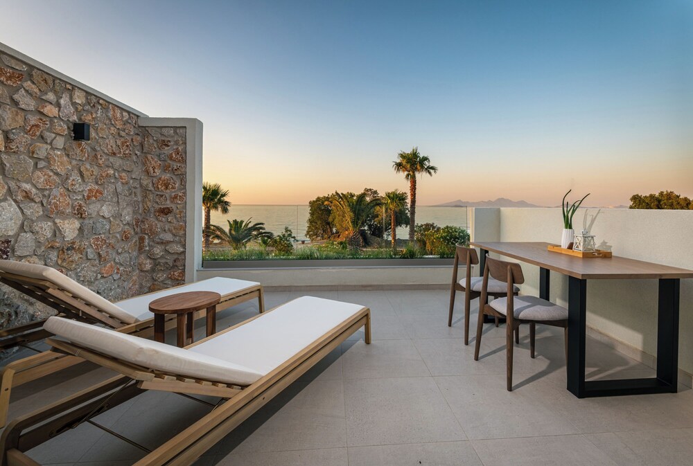 Superior Apartment, Sea View photo 1