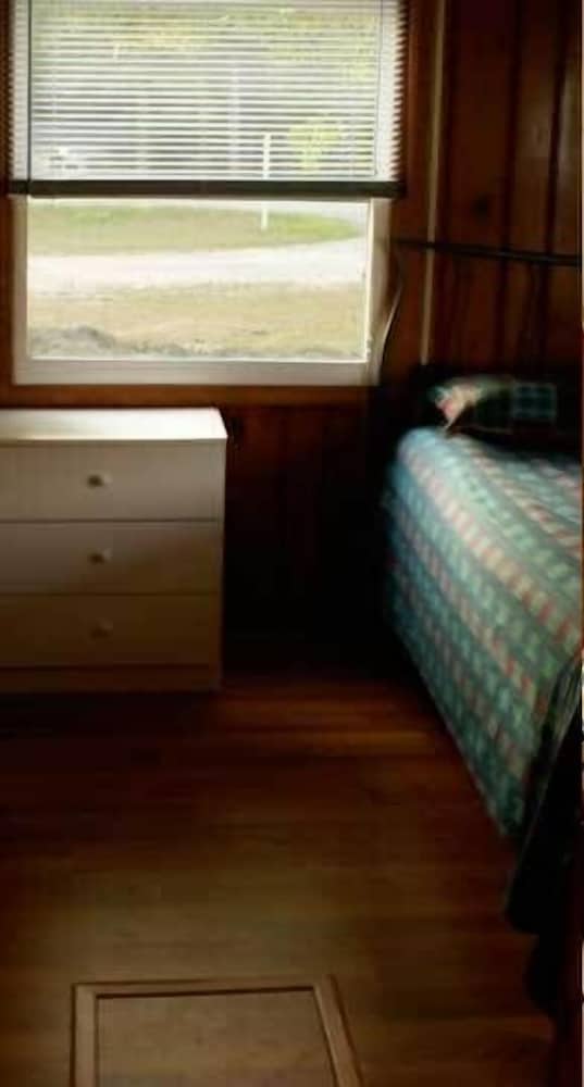 Cottage, 1 Bedroom (Cabin 4) photo 2