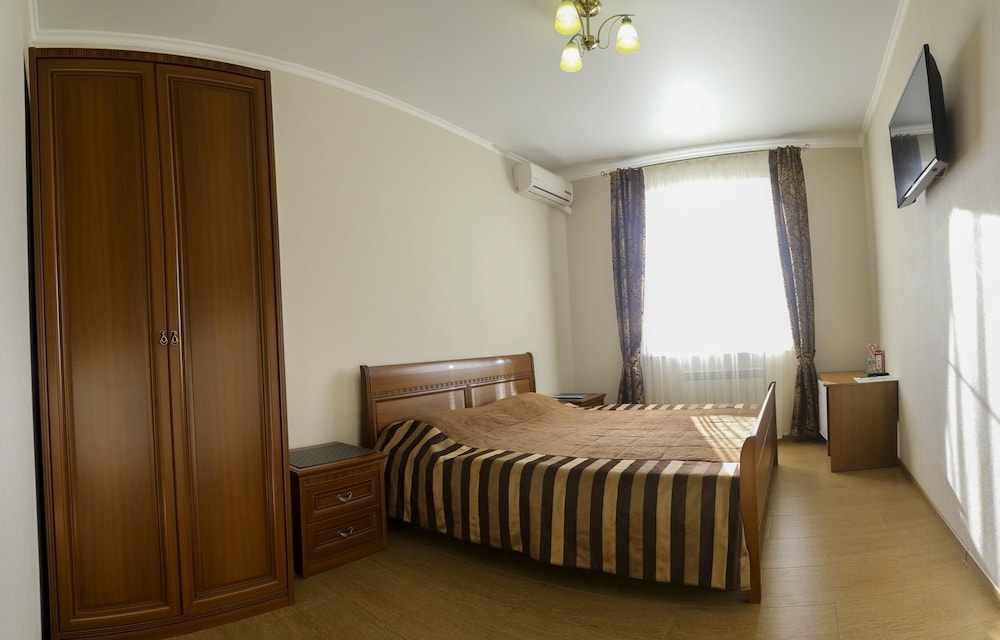 Standard Double Room photo 3