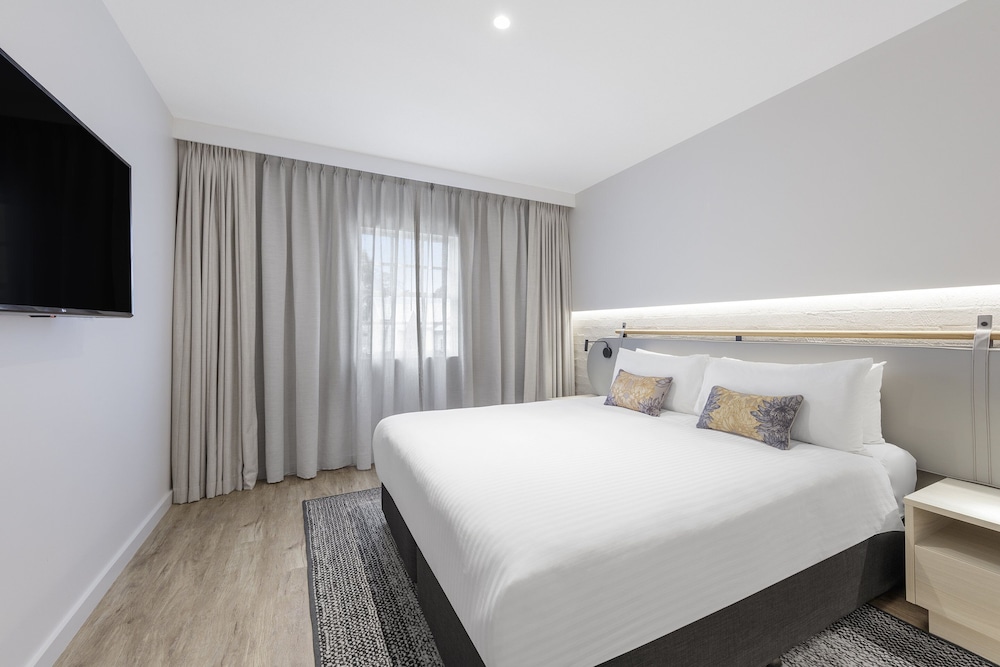 Suite, 1 King Bed