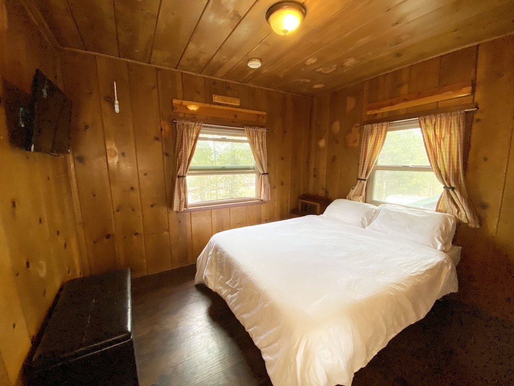 Private Queen Room With Private Bath photo 1
