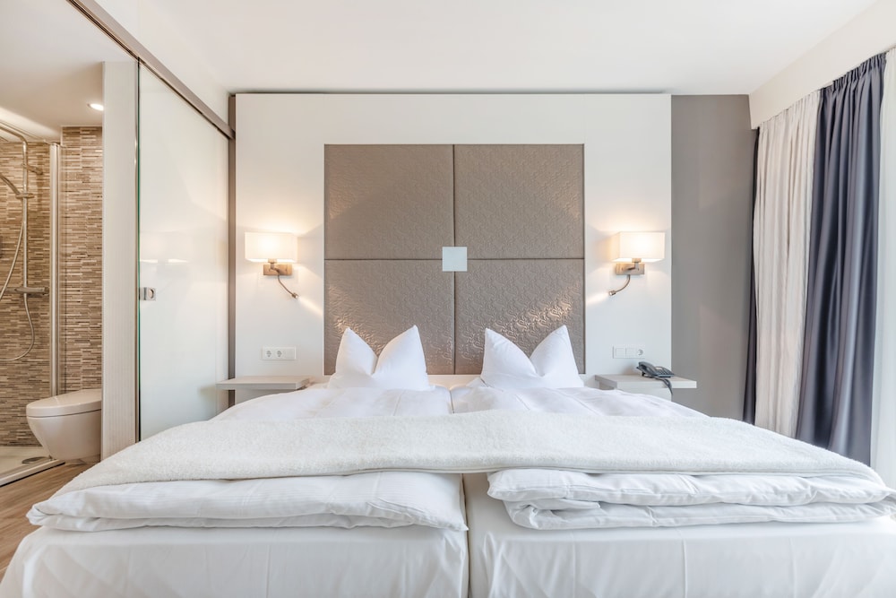 Comfort Double or Twin Room - Photo 1