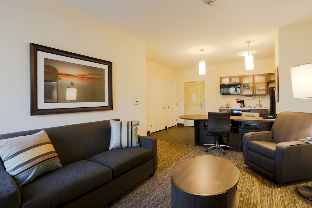 Suite, 1 King Bed photo 2