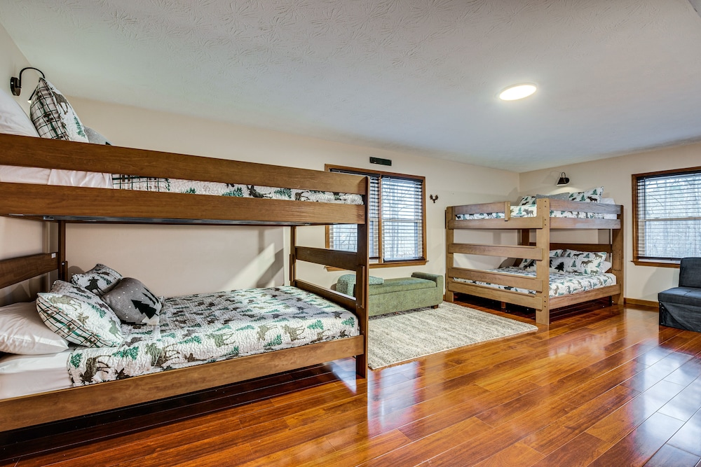 House (4 Bedrooms) photo 1