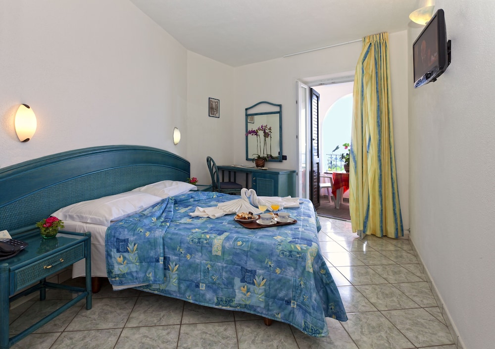Double Room, Balcony, Sea View (Spa access) photo 1
