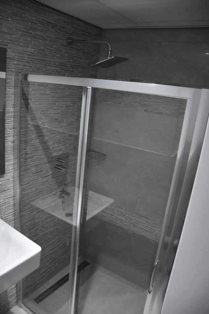 Standard Twin Room - Photo 6