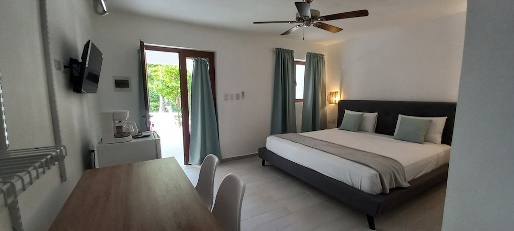 Junior Studio Suite, 1 King Bed