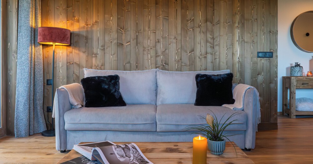 Essential Studio with Alcove (2/4 people)