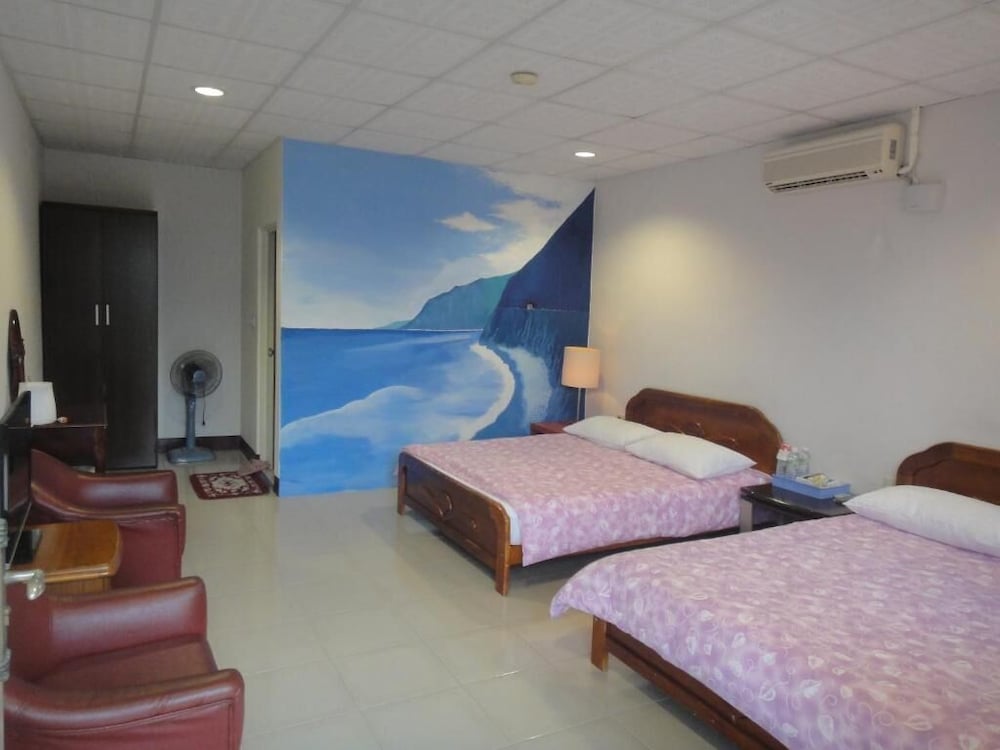 Elite Twin Room, 2 Double Beds photo 2