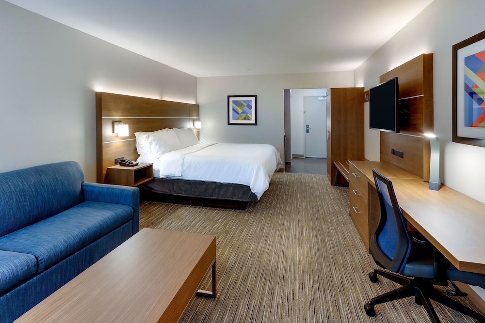 Suite, Multiple Beds, Accessible, Non Smoking (Communications) photo 3