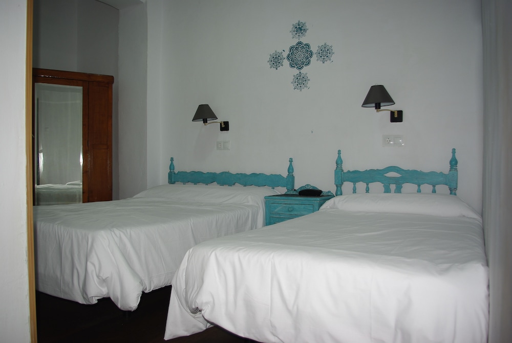 Family Triple Room photo 2