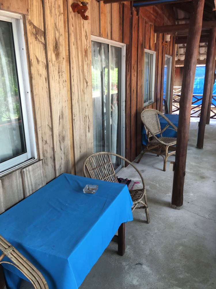Family Quadruple Room, Terrace, Partial Ocean View photo 3
