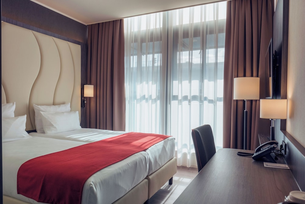 Standard Double Room - Photo 1