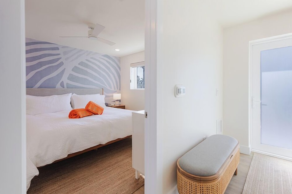 Suite, 1 Bedroom, Mobility Accessible (Waterfront, King) photo 2