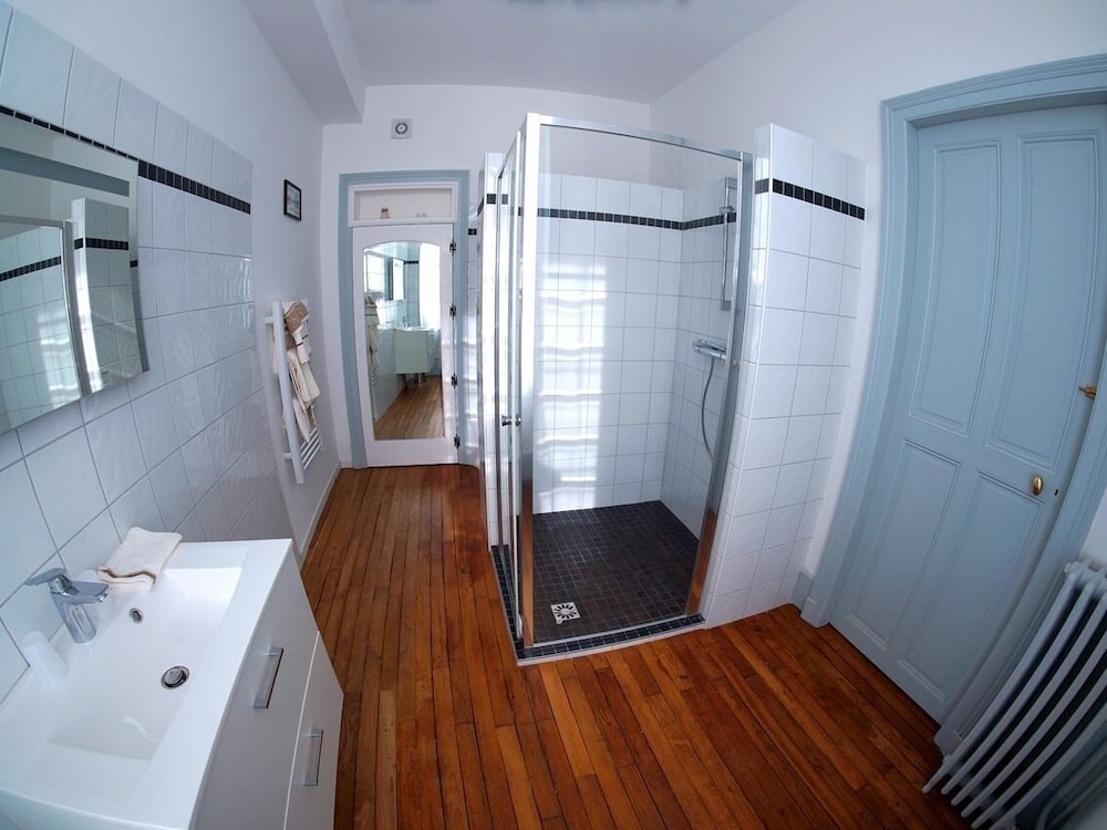 Superior Triple Room, Ensuite photo 2