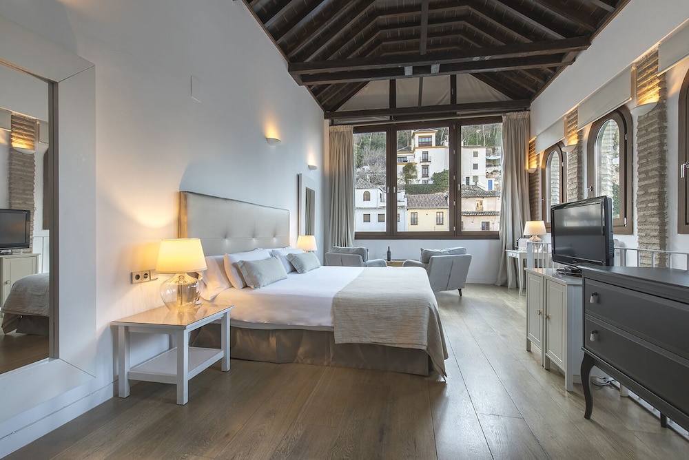 Suite (Alhambra View) - Photo 3