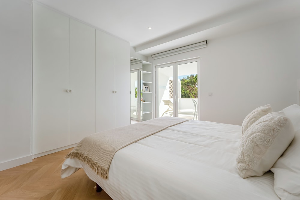 Superior Apartment, 2 Bedrooms - Photo 2