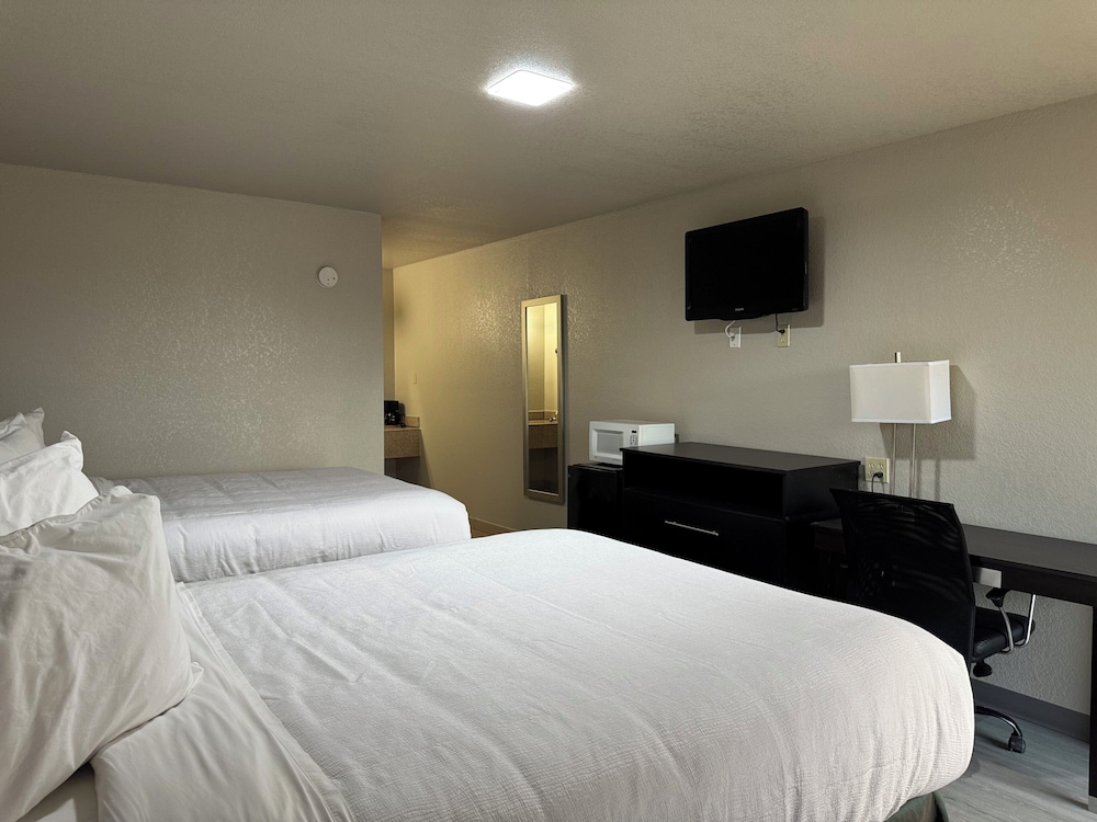Room, 2 Queen Beds