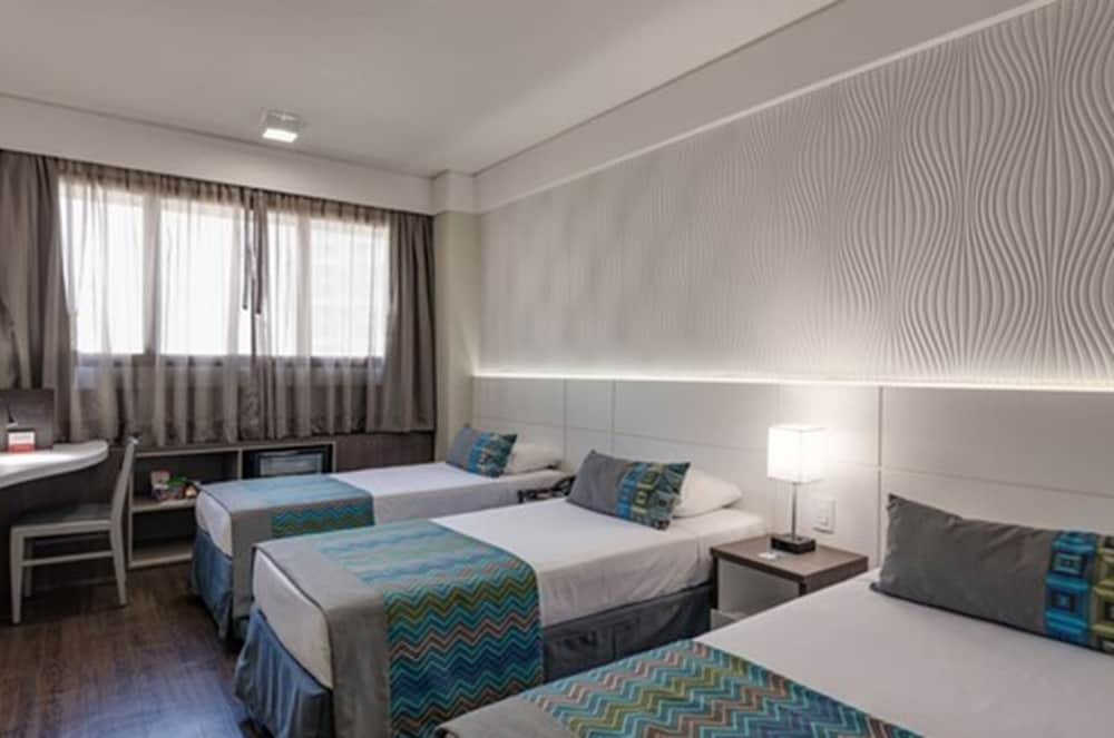Standard Triple Room, 3 Twin Beds photo 3