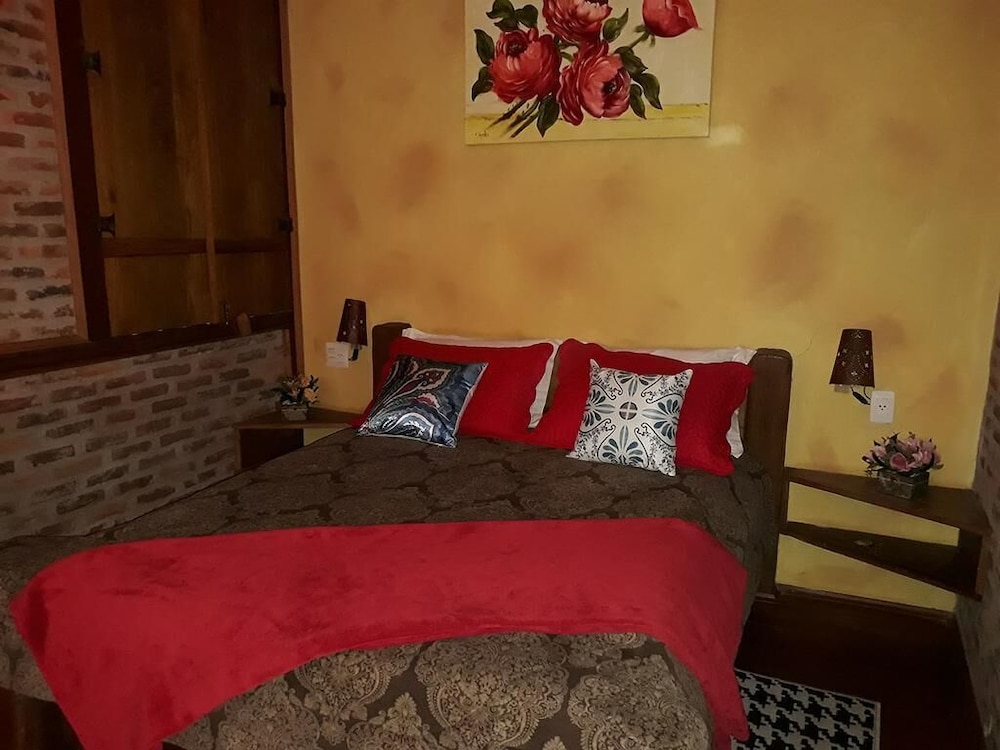 Deluxe Bungalow photo 1