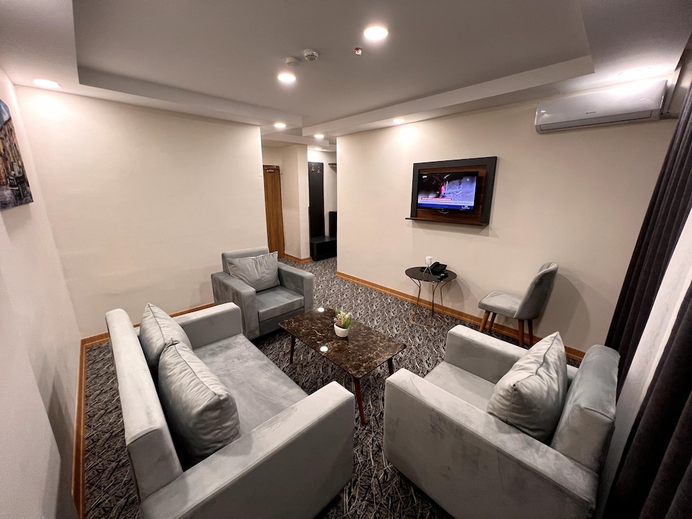 Presidential Suite photo 2