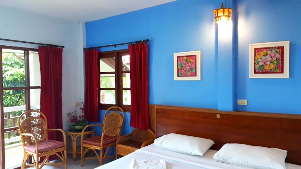 Deluxe Bungalow, Lake View photo 3