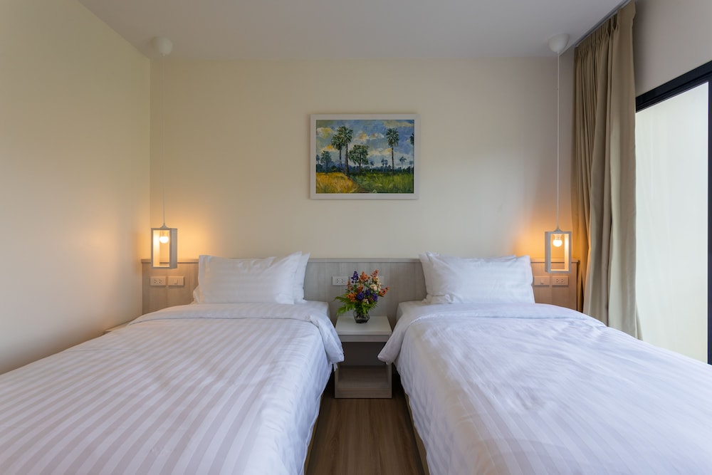 Standard Twin Room photo 2