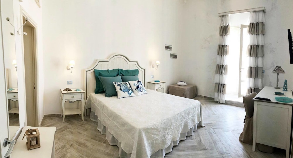 Comfort Room photo 2