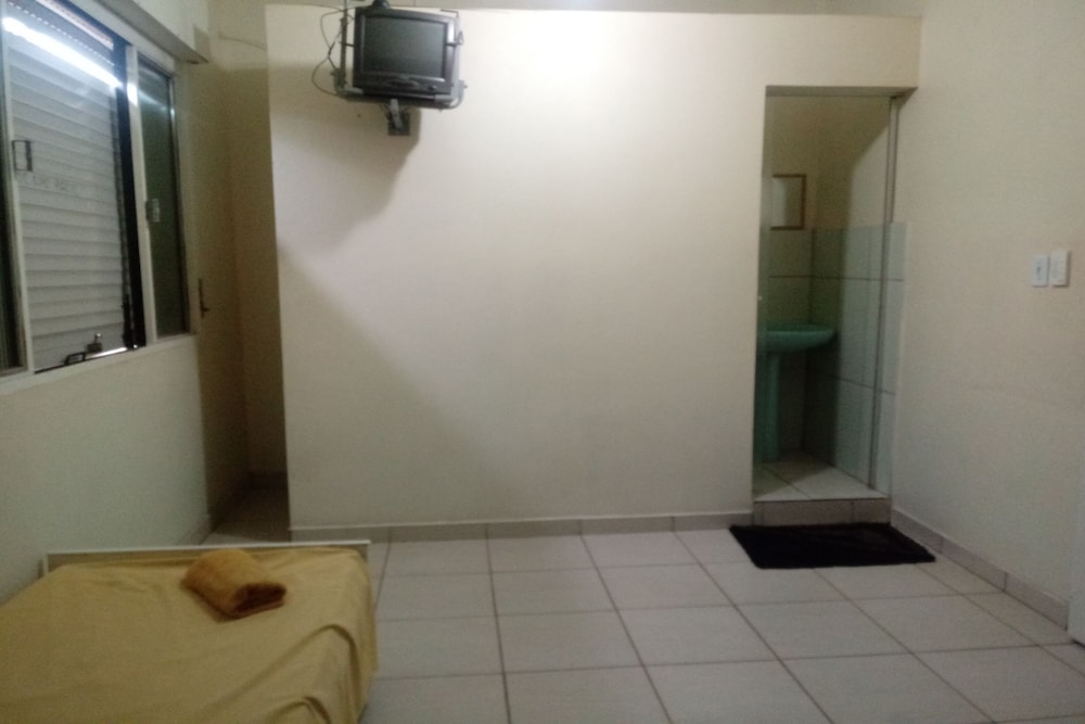 Triple Room, 3 Twin Beds photo 2