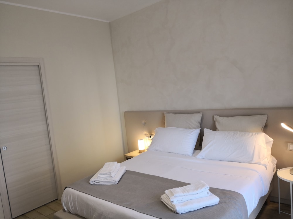 Comfort Double or Twin Room, 1 Bedroom, City View photo 3