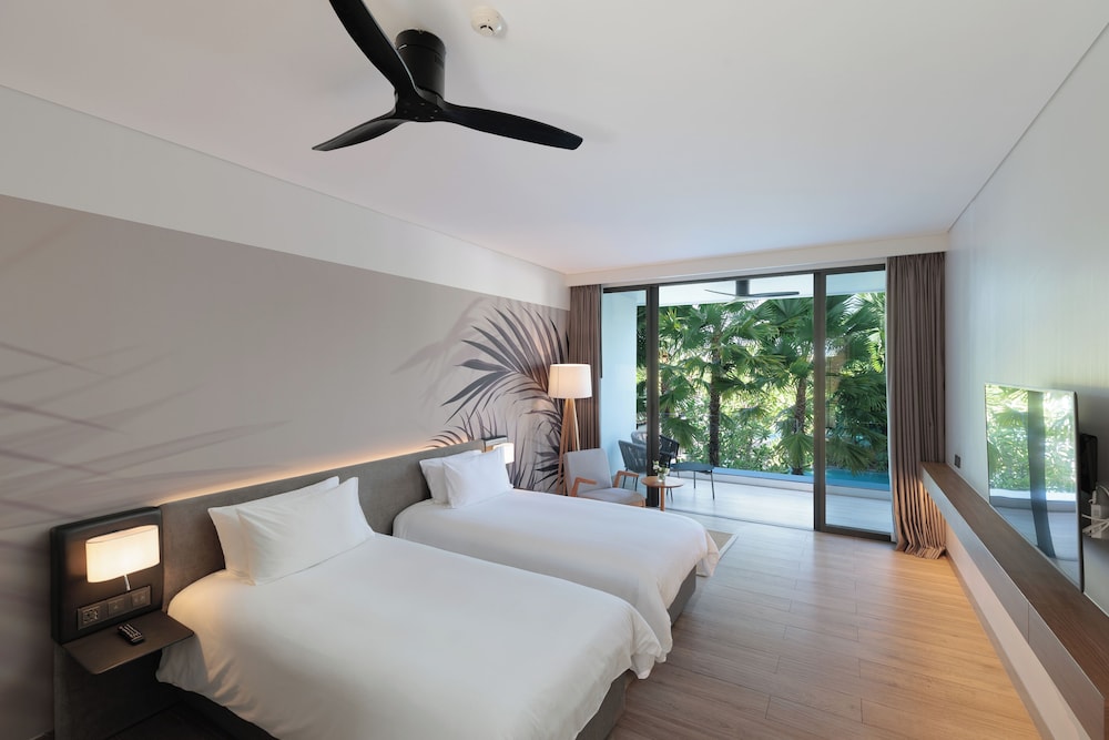 Villa, 3 Bedrooms, Pool Access - Photo 4