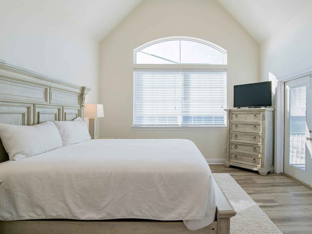 Luxury House, Multiple Beds, Kitchen, Ocean View