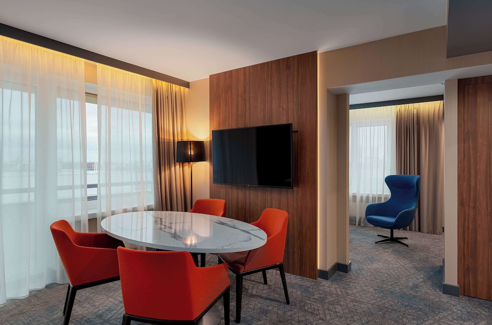Suite, 1 Bedroom (with SPA Access) - Photo 3