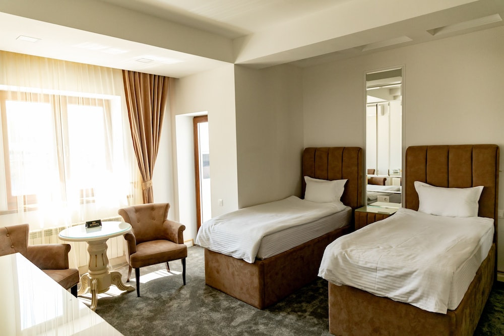 Standard Twin Room photo 3