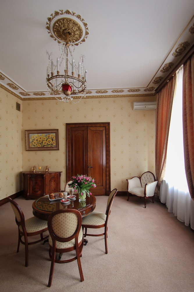 Apartment photo 3