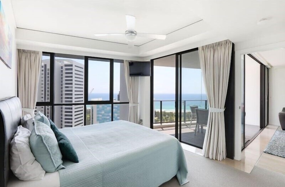 Luxury Apartment, 2 Bedrooms, Ocean View photo 1
