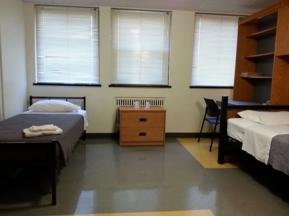 Basic Shared Dormitory, Mixed Dorm, Shared Bathroom
