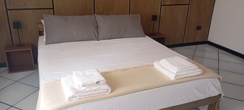 Double or Twin Room, Garden View